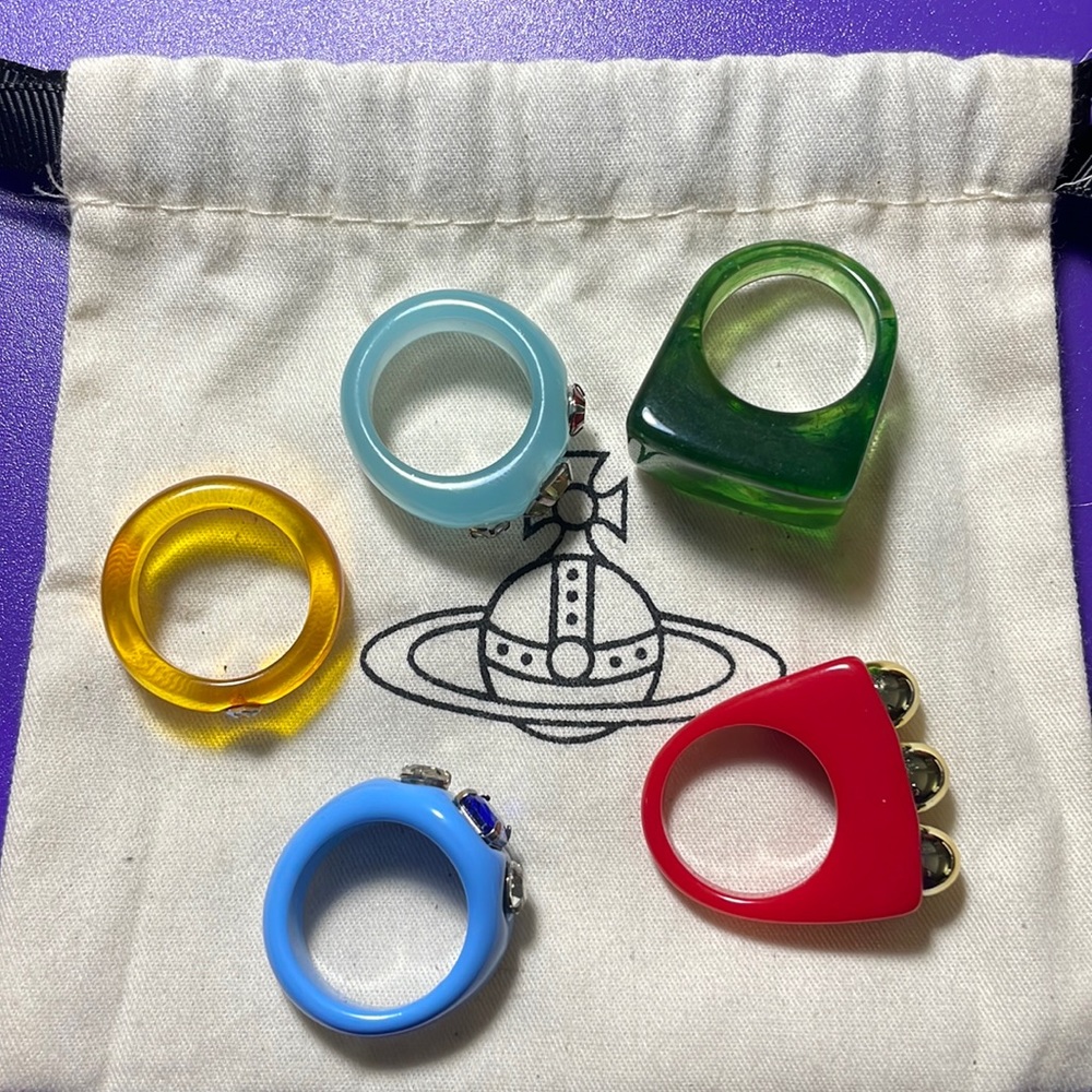 VIVIENNE WESTWOOD RINGS